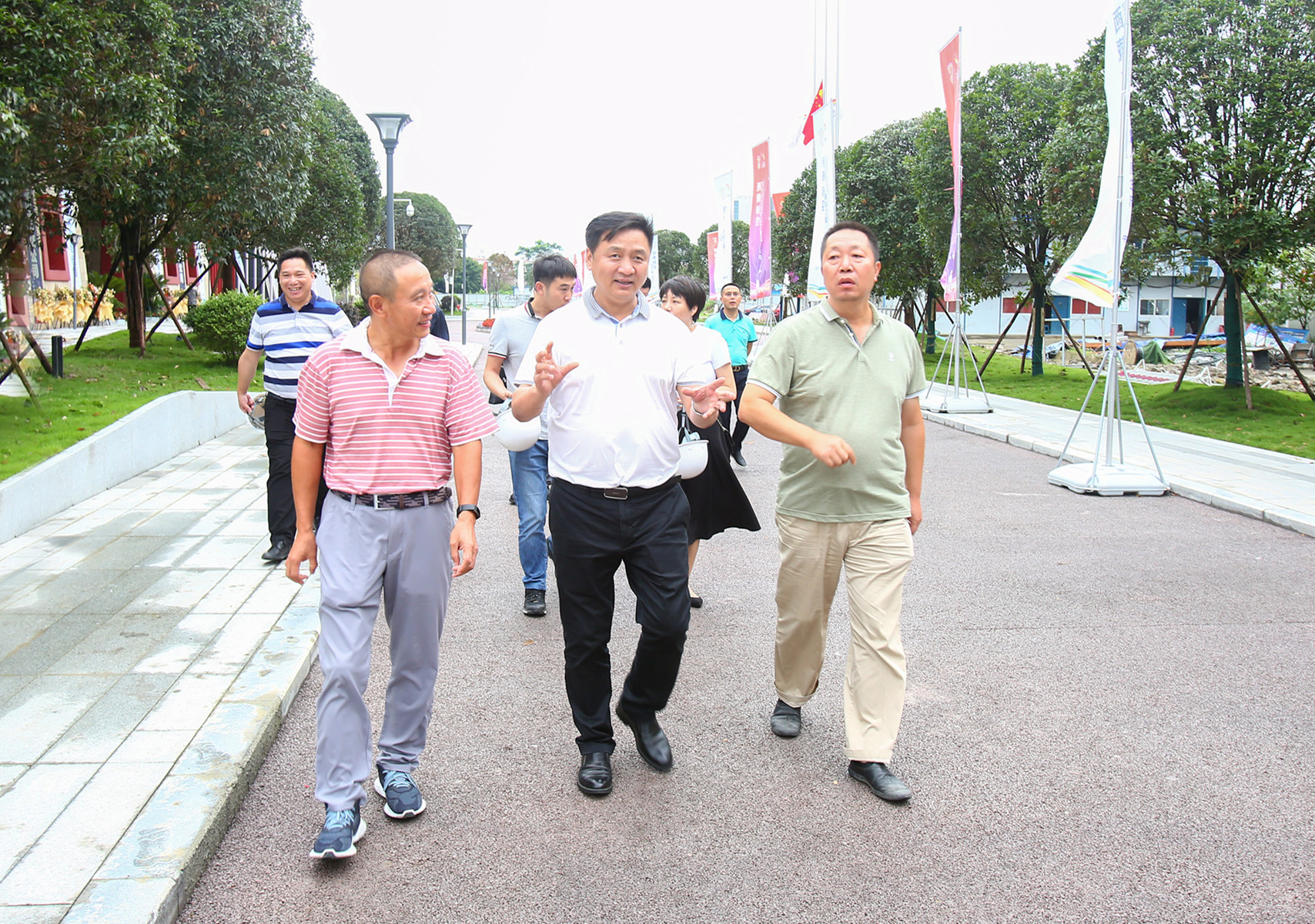 寶鷹集團總裁于泳波到成都、武漢分公司調研