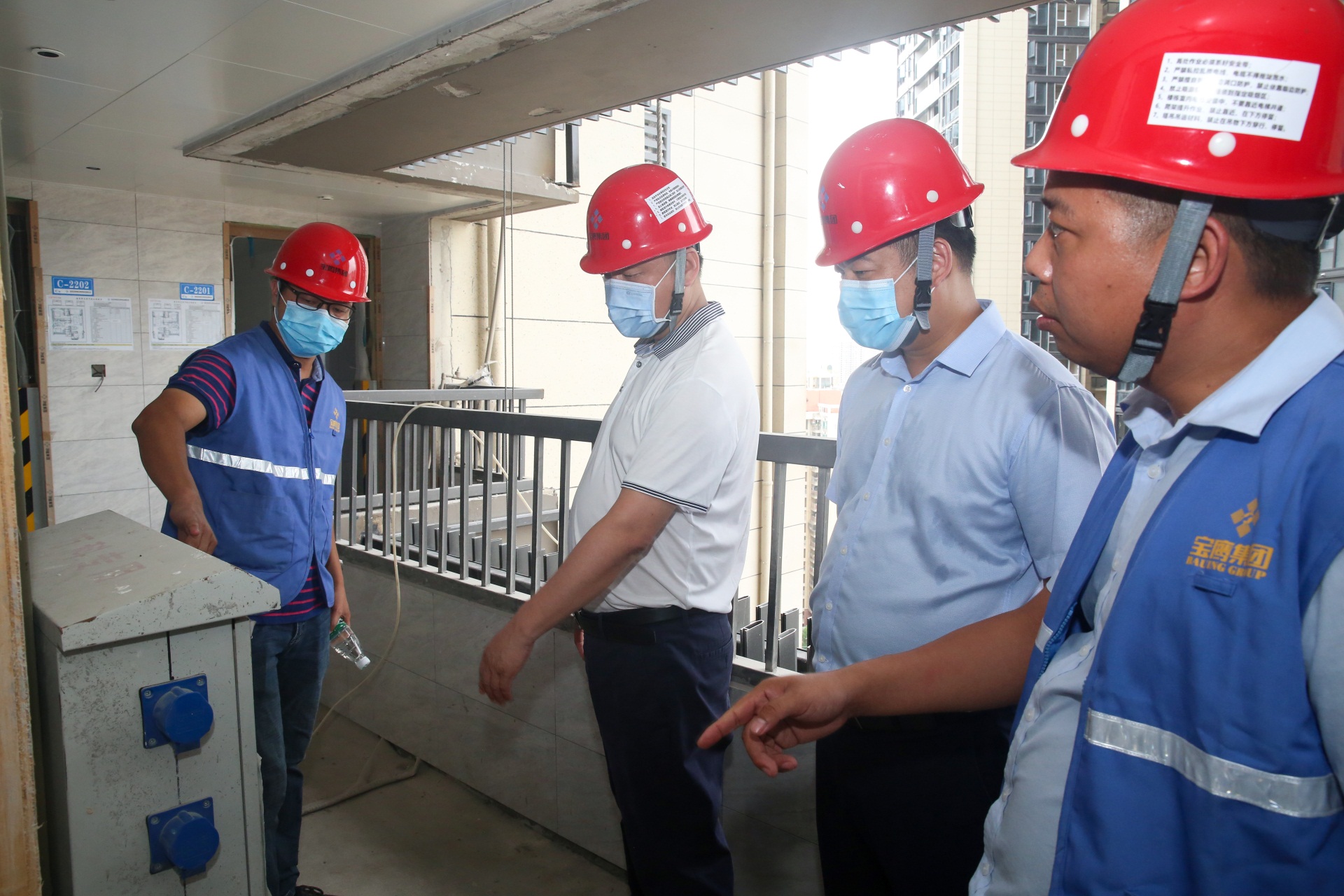 寶鷹集團總裁于泳波：以用戶滿意度為標準 打造寶鷹批量精裝品牌